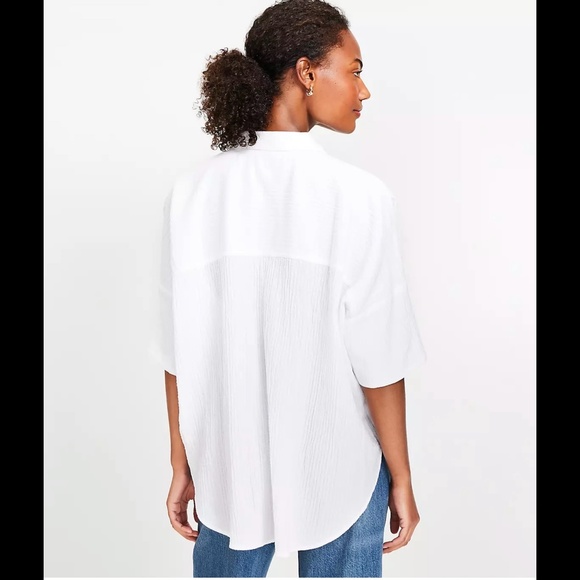 NWT  Loft Crisp White Crinkle Dolman Henley Shirt Size Large - Picture 3 of 10
